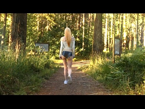 ❤️ Mooie vrouw beweegt langzaam, geen naakt video ️ Fucking at us nl.desixxxtube.ru ❤